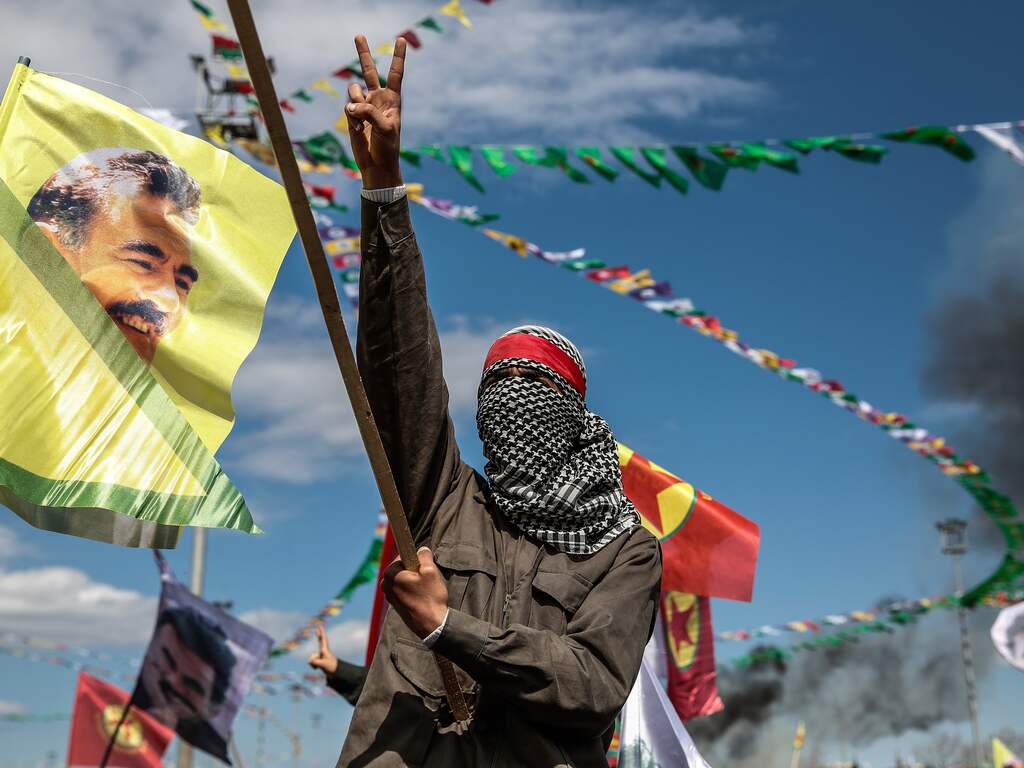 Koerdische beweging PKK heft zichzelf op na jaren van strijd tegen Turkse staat