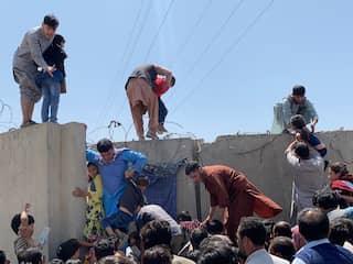 Weer poging mislukt: Nederlandse Afghanen weg bij vliegveld Kaboel