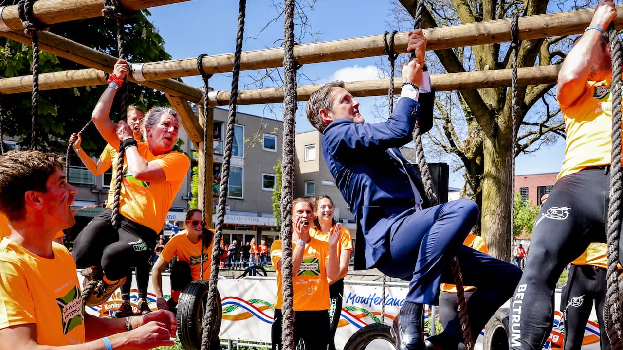 Koningsdag 2025: 'Prinsen moesten rennen of werden meegetrokken' | NU.nl