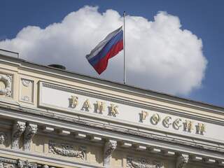 Duikvlucht Russische roebel even voorbij na ingreep centrale bank
