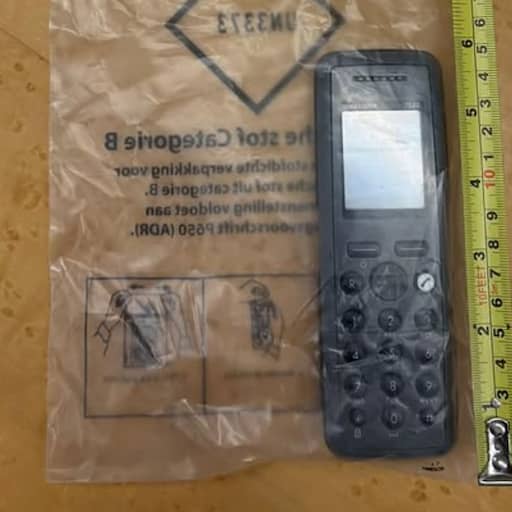 Illustratie bij: Verdachte in Venlo stopt telefoon van politie in anus na belletje met advocaat