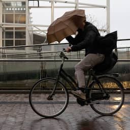 Storm Amy officieel in Nederland: uur lang gemiddeld windkracht 9 in IJmuiden