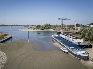 Rijn dreigt in tweeën te splitsen, Duitse én Nederlandse scheepvaart in de knel