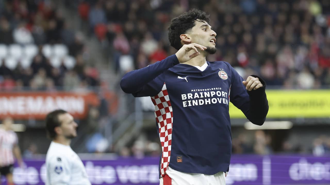 Live Eredivisie | Pepi kopt PSV vlak voor rust op voorsprong bij Sparta