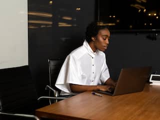 Stel hier al je vragen over discriminatie en racisme op de arbeidsmarkt