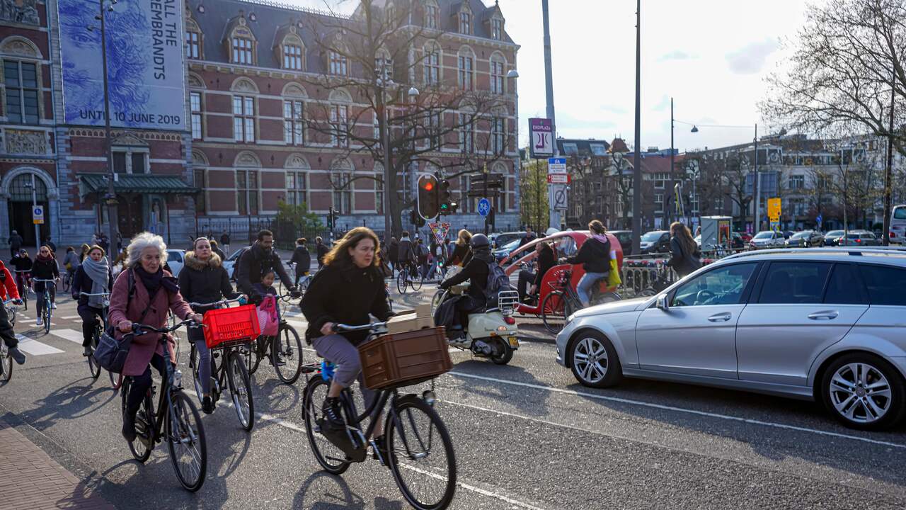 Foto bij Veel landen verlagen brandstofbelasting, maar 'hoge prijzen hebben een functie'