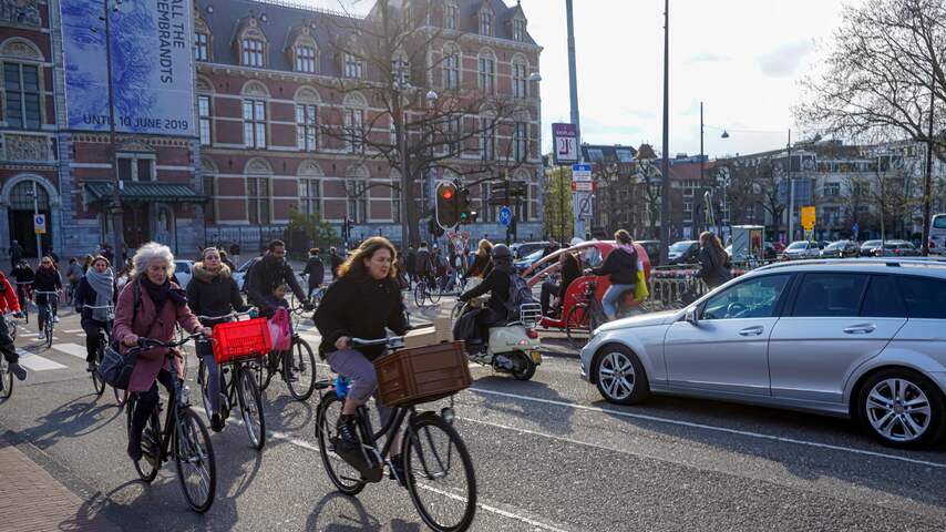Foto bij Veel landen verlagen brandstofbelasting, maar 'hoge prijzen hebben een functie'