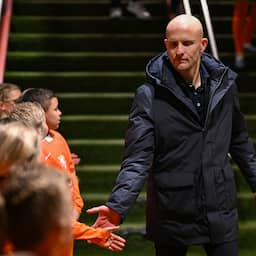 Live WK-kwalificatie | Van Asten (19) debuteert bij Oranje voor duel met Frankrijk