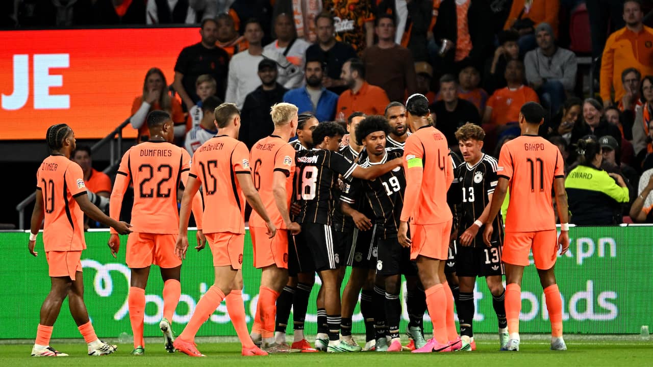 Foto bij Live Nations League | Goal Van Dijk tegen Duitsland afgekeurd na duw Brobbey