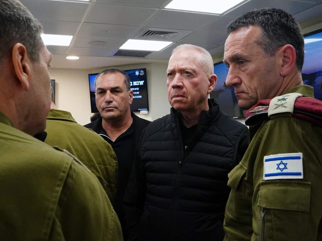 Israël wil reactie op aanval Iran, VN-chef vreest 'verwoestend grootschalig conflict'