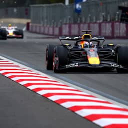 Verstappen wint ook in Bakoe, Norris profiteert nauwelijks van crash Piastri