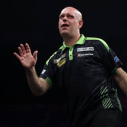 Van Veen en Van Gerwen na nederlagen dicht bij uitschakeling in Premier League