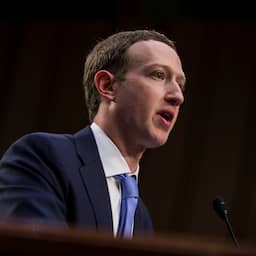 Facebook-baas zegt dat Witte Huis erop aandrong coronaberichten te censureren
