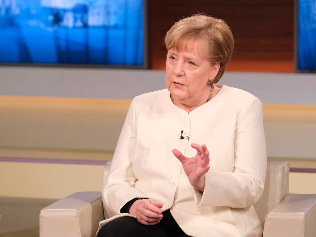 Merkel dringt aan op strengere maatregelen na schrappen 'paaslockdown'