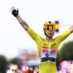 Lorena Wiebes maakt favorietenrol waar en wint ook tweede rit in Tour