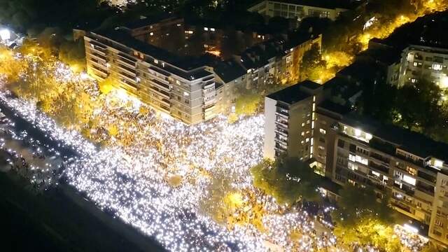 Duizenden Serviërs herdenken slachtoffers van ingestort treinstation in 2024