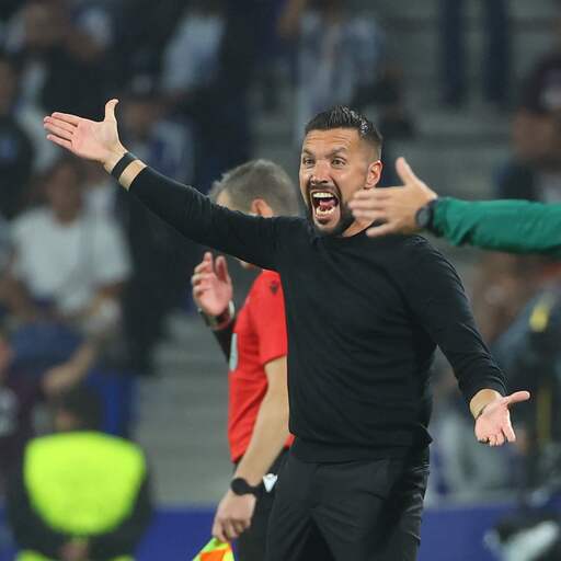 Illustratie bij: Ook Porto-coach Farioli boos op Van Boekel nadat hij weer niet ingrijpt na beuk