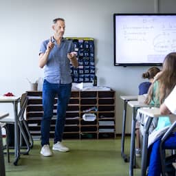 Werknemers leveren volgens CNV 500 euro per jaar in door kabinetsplannen