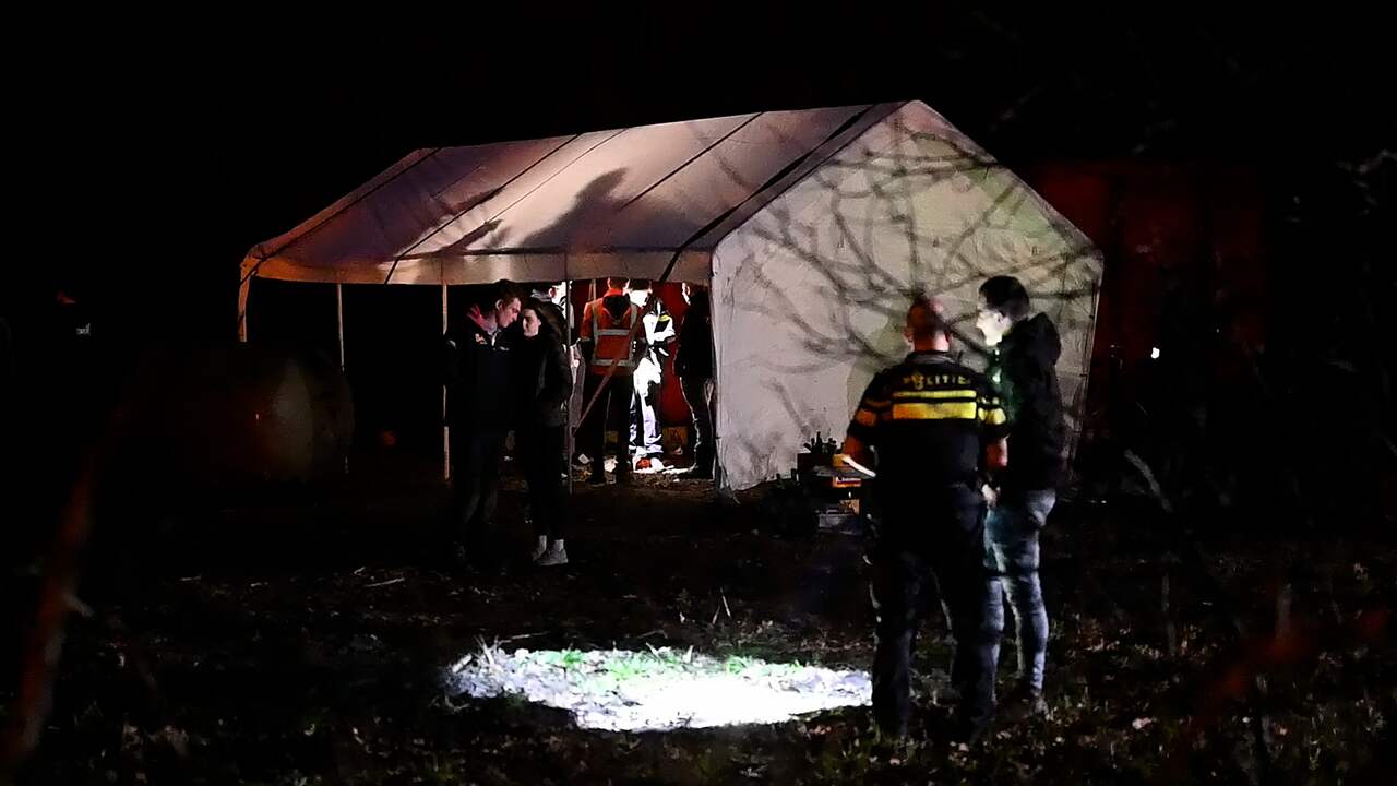 Video | Politie doet onderzoek na dodelijk ongeluk carbidschieten in Diessen