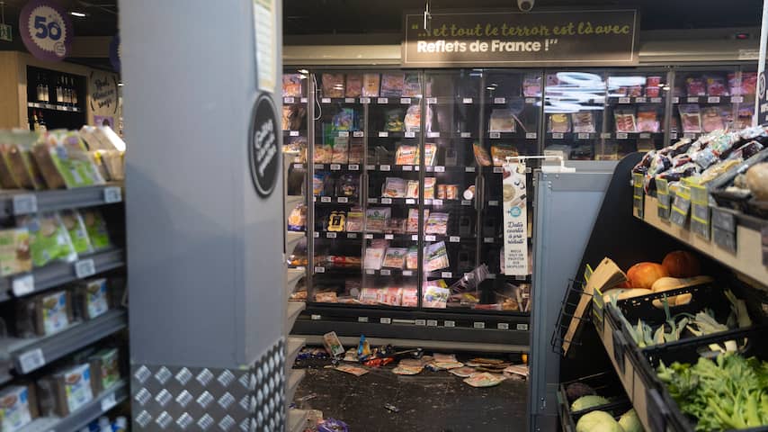 Supermarktketen Carrefour verlaagt winstverwachting vanwege rellen in Frankrijk