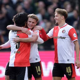 Koploper Feyenoord klopt FC Utrecht dankzij late goal topscorer Ueda