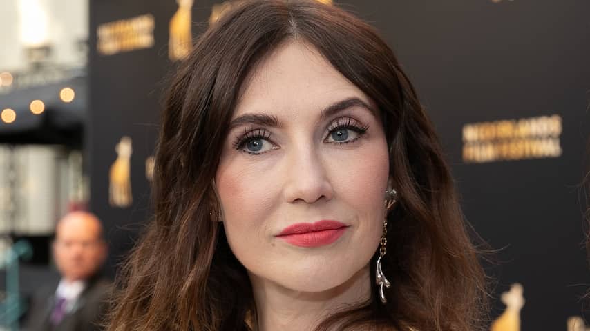 Carice van Houten vraagt zich af waarom ze vaak naakt in films was