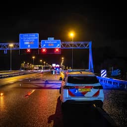 Voetganger op Brabantse snelweg omgekomen bij aanrijding met vrachtwagen