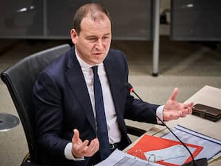 Vier vragen over de toeslagenaffaire die Asscher de das omdeed