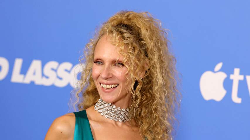 Foto bij Ted Lasso-actrice Juno Temple in het geheim getrouwd