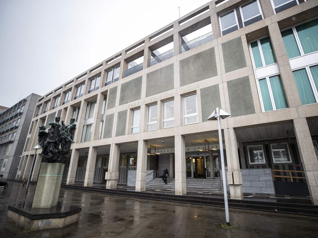 Vijftien jaar na veroordeling Rob B. voor flatmoord vraagt OM om vrijspraak