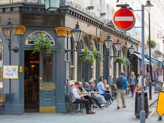 Heineken staat op het punt om honderden pubs van Stonegate over te nemen