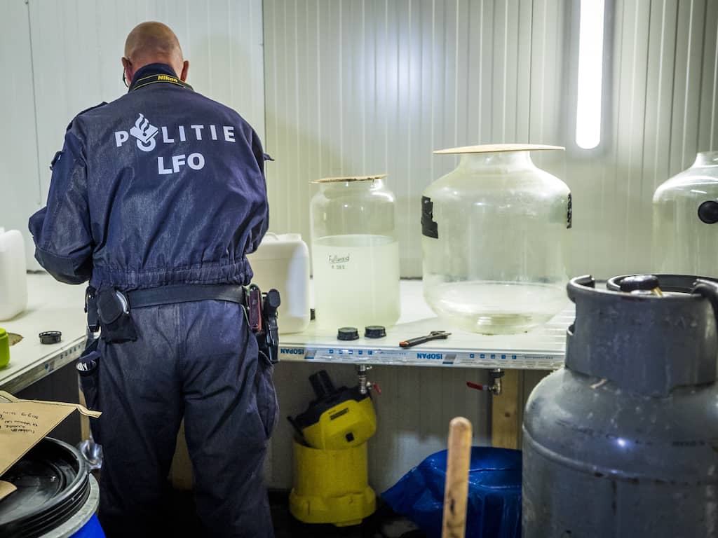 Bijna alle ontmantelde drugslabs in Europa in 2023 waren in Nederland