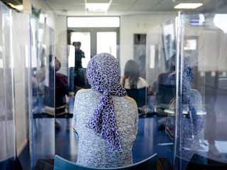 Zesduizend asielzoekers wachten al langer dan een half jaar op duidelijkheid