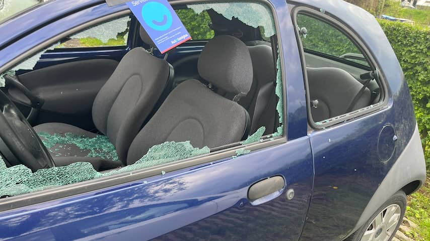 Tientallen autoruiten ingeslagen op parkeerplaats Vianen: 'Zinloos vandalisme'