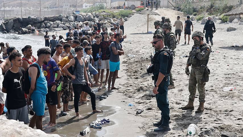 Italië schort vrij reizen vanuit en naar Spanje op vanwege migrantencrisis in Ceuta
