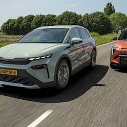 Sharp increase in fully electric cars registered, total sales down
