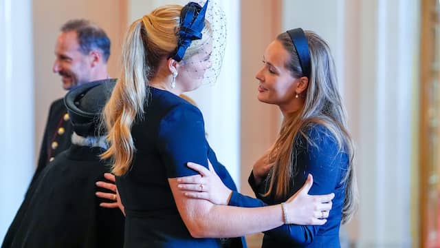 Lief moment tussen Amalia en Noorse kroonprinses: zo hecht zijn ze