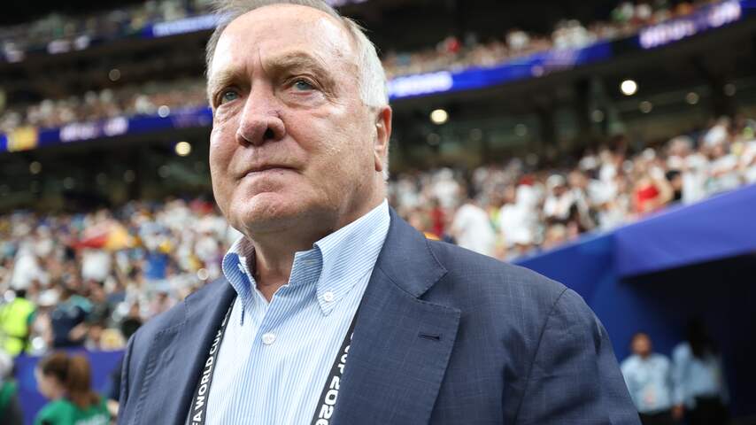 Foto bij Dick Advocaat (78) gaat na historisch WK langer door als bondscoach Curaçao