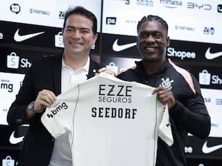 Seedorf aan de bak bij club Memphis: 'Ik weet dat veel trainers niet wilden komen'