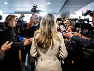 Coalitiepartijen pronken met successen, maar zwijgen over bezuinigingen