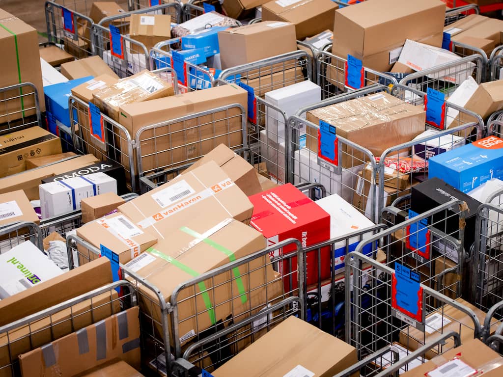 Hoeveelheid oud papier in 2020 weer toegenomen door pakketbezorging