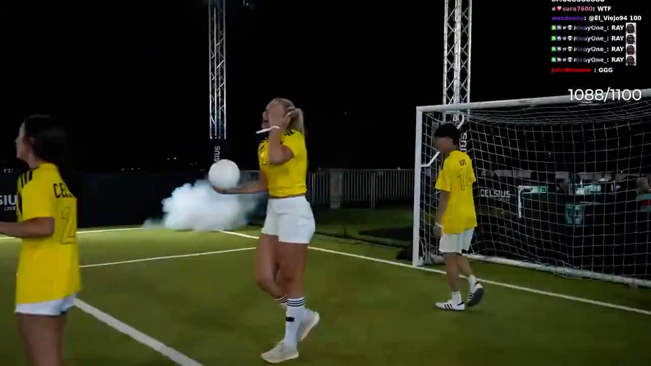 Video | Jutta Leerdam krijgt onbedoelde kopstoot op voetbalveld in de VS