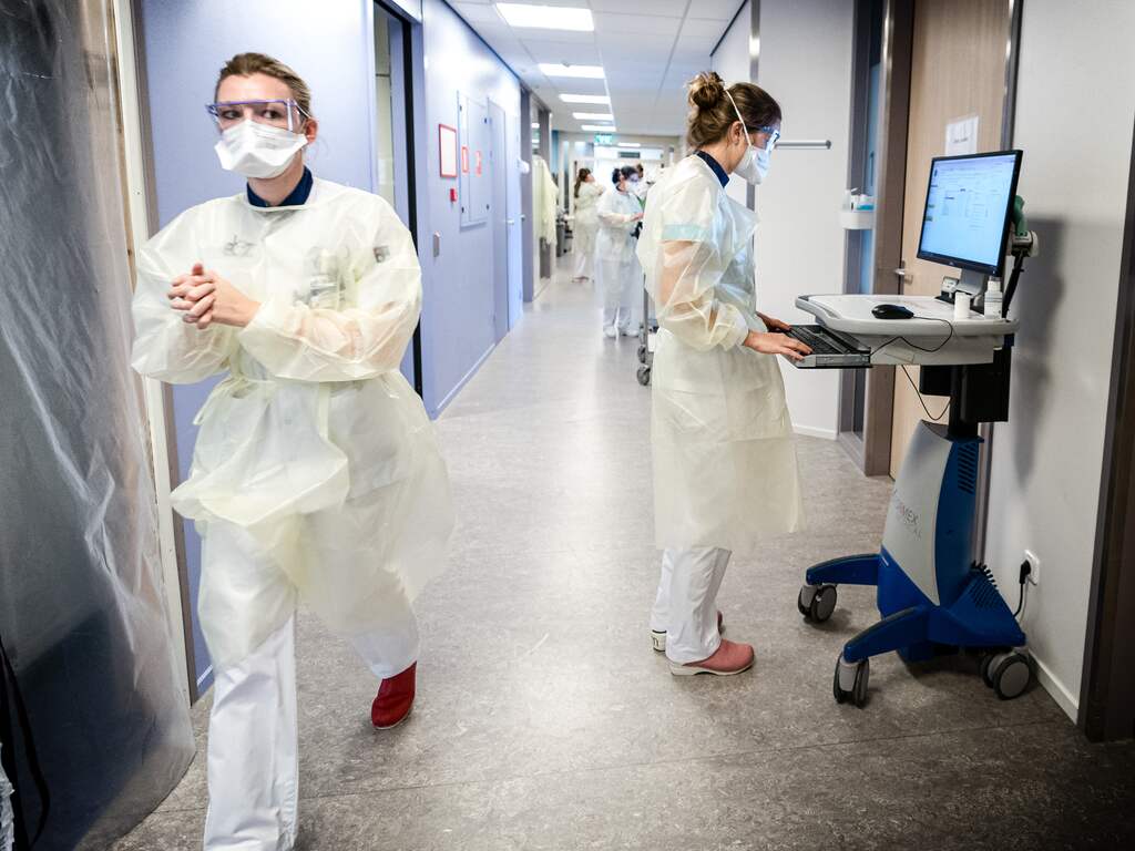 Kabinet maakt versneld extra vaccins vrij voor ziekenhuispersoneel