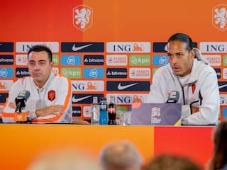 Van Dijk en Xavi