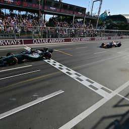 Verstappen komt tiende tekort om Russell van zege te houden in GP Azerbeidzjan