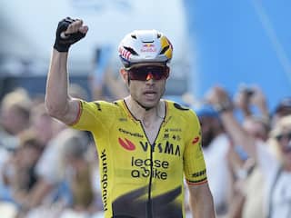 Wout van Aert wint direct bij rentree in Denemarken: 'Zit goed met de explosiviteit'