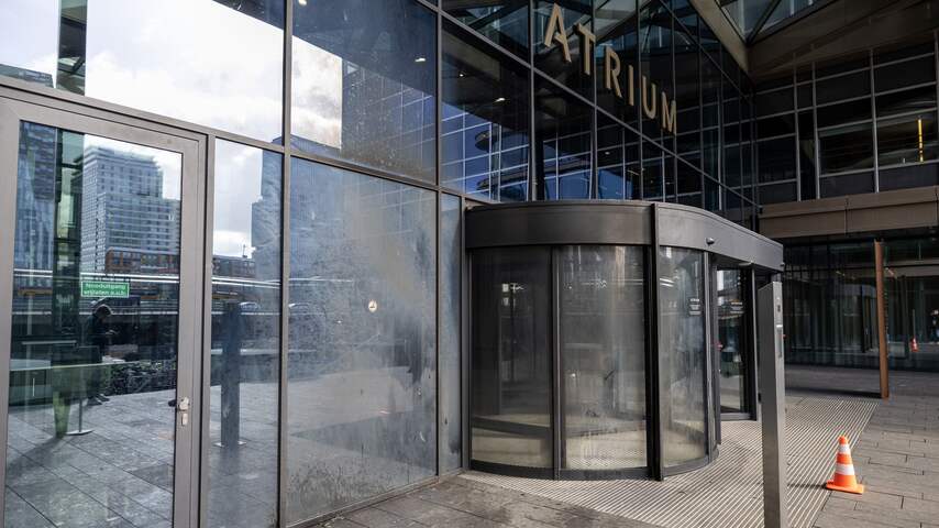 Jongen hoeft ondanks veroordeling voor explosie op Zuidas niet meer de cel in