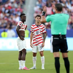 FIFA verbaast voetbalwereld met intrekken schorsing VS-spits: dit weten we nu