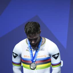 Lavreysen eindigt EK voor het eerst sinds 2017 zonder titel na zilver op keirin