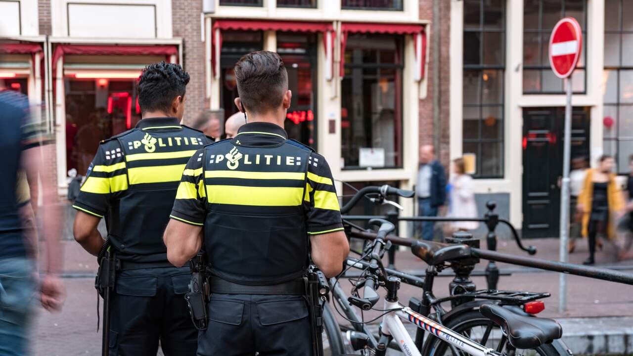 Foto bij Automobilist bekeurd voor rijden met twee benen in het gips